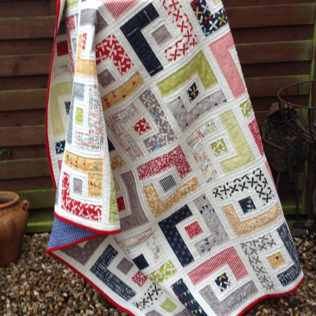 Quilt for you the baby is designed simply because there are no seams that fit together