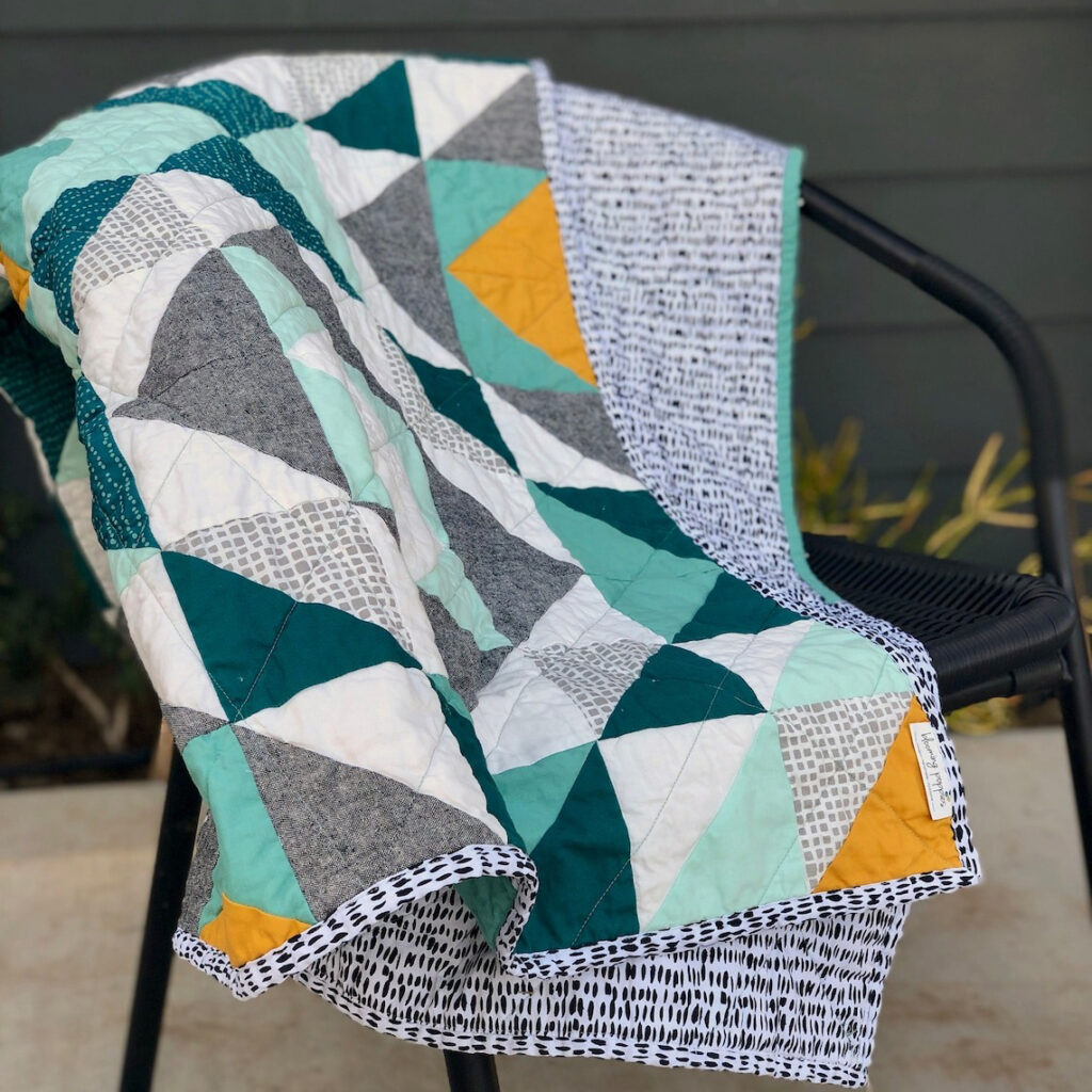 Very interesting and versatile quilt for your family