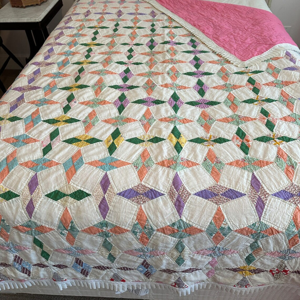 Luxurious diamond pattern