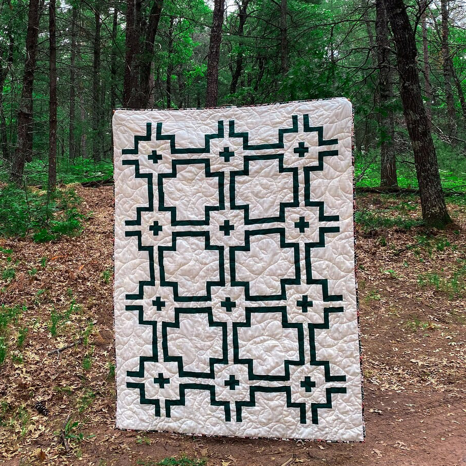 Nature Two-Color Quilt Pattern